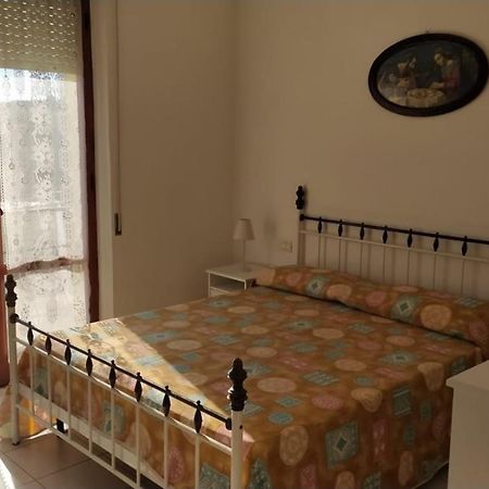 Appartamento Marcella A Due Passi Dal Mare Marcelli Exterior foto