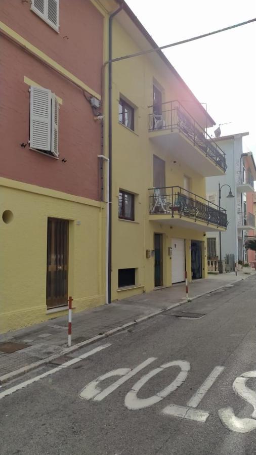 Appartamento Marcella A Due Passi Dal Mare Marcelli Exterior foto