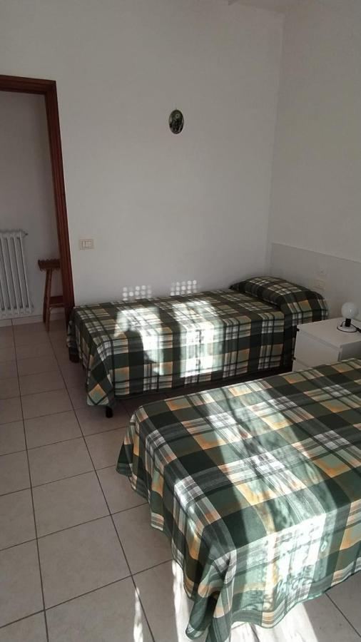 Appartamento Marcella A Due Passi Dal Mare Marcelli Exterior foto